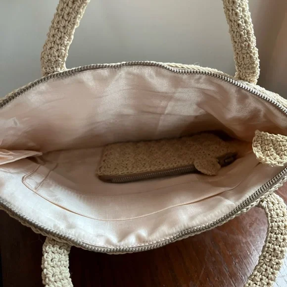 Vintage 60s Unbranded Crochet Knit Small Bag and Pouch - Picture 7 of 10